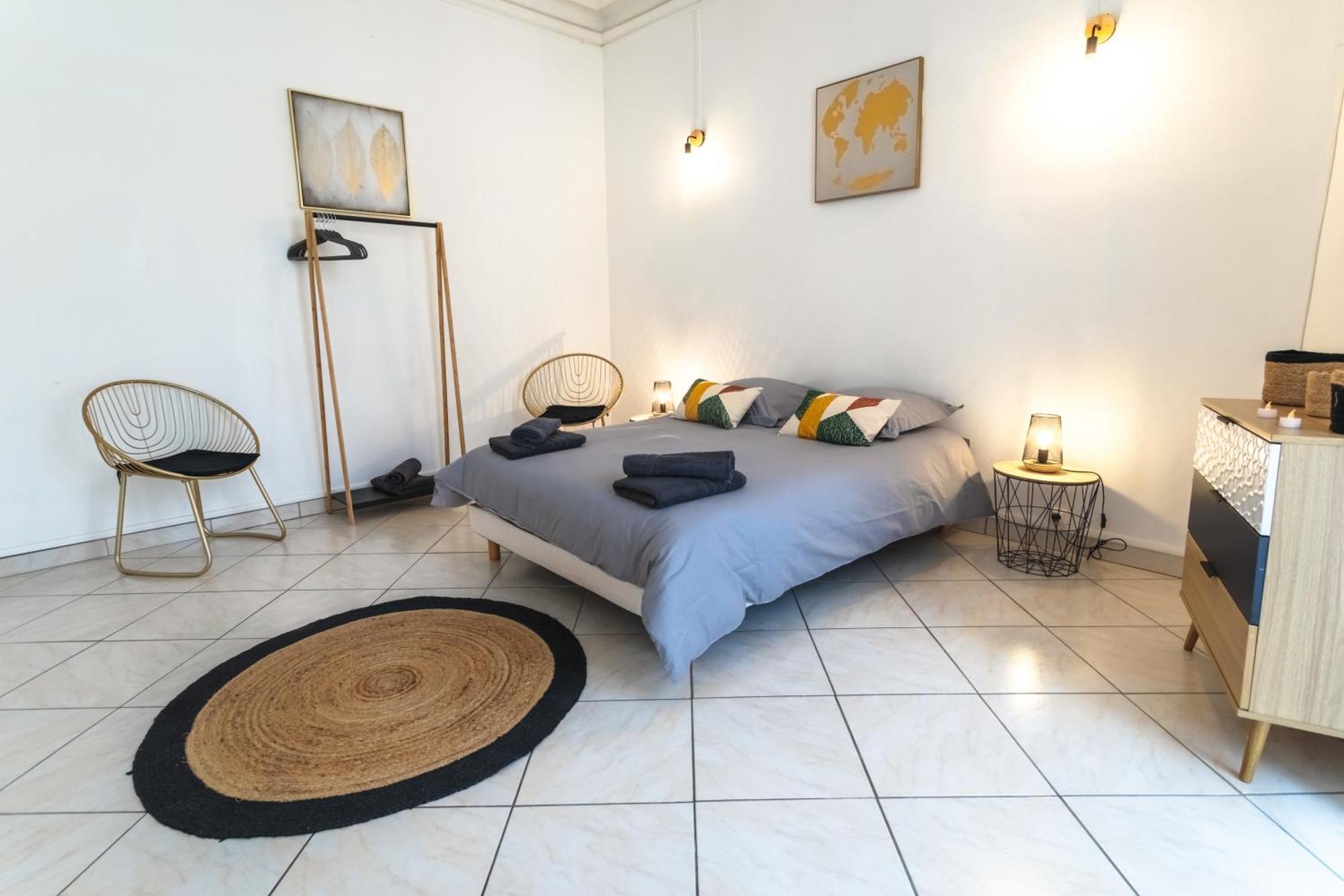 Le Albert 1Er Beziers Appartements Tout Equipes Exteriér fotografie