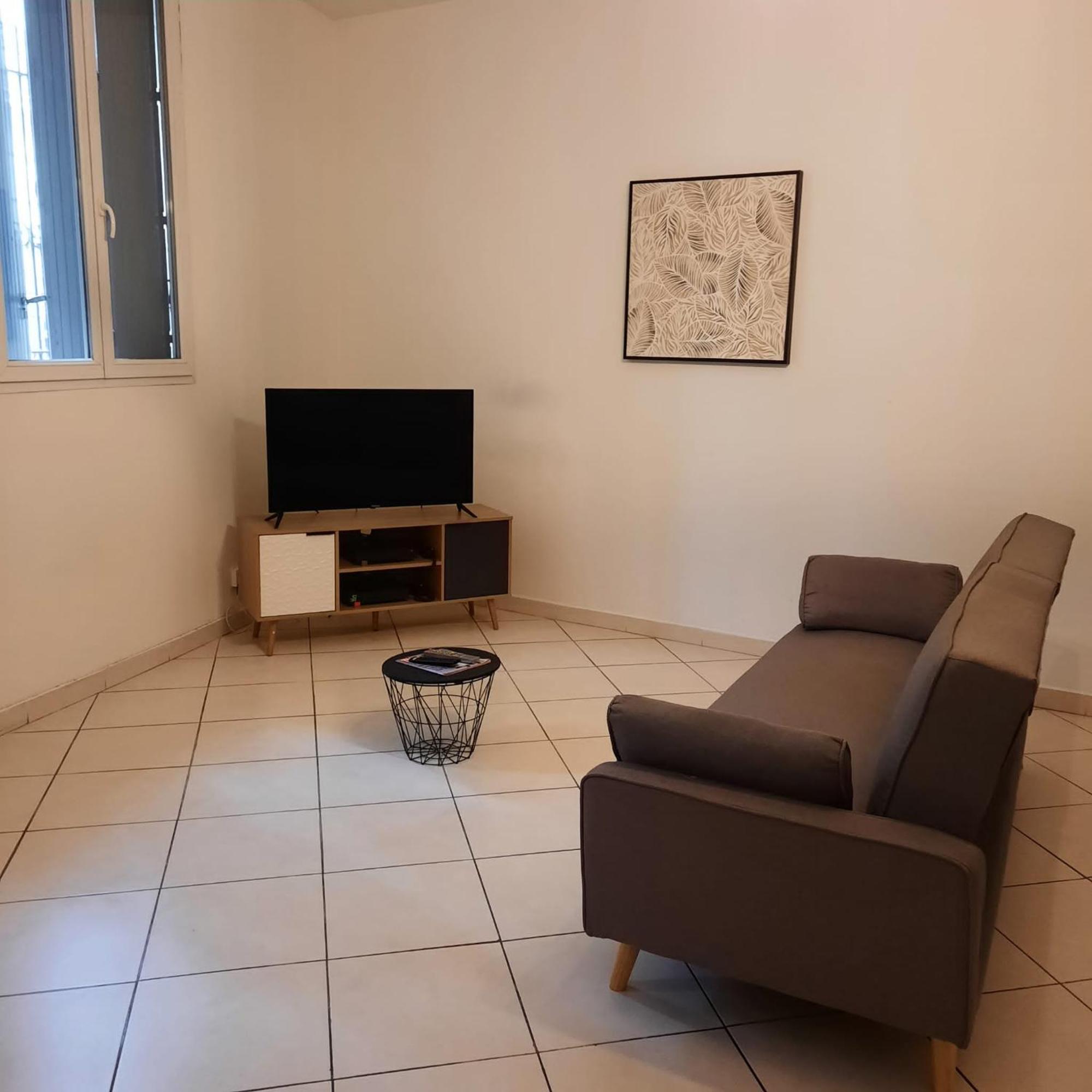 Le Albert 1Er Beziers Appartements Tout Equipes Exteriér fotografie